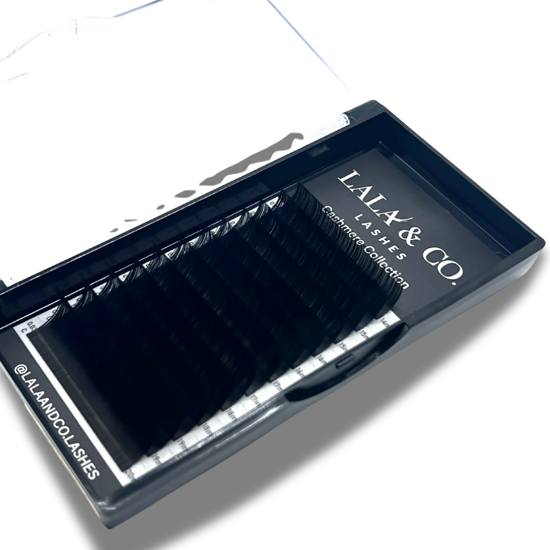 LaLa and Co Cashmere Collection soft matte lash extension tray for professionals